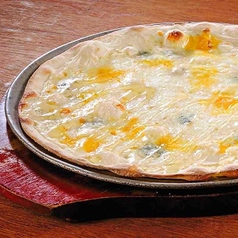 ４種チーズのクアトロフォルマッジョ