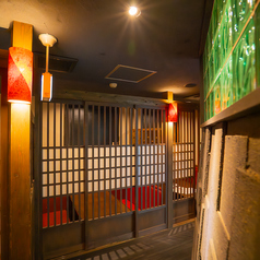 【全席個室】 焼き鳥と日本酒 甚兵衛 松本駅前店の雰囲気2