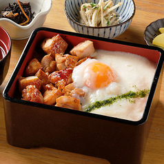 鶏をふんだんに食べられるランチ