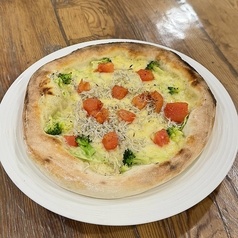 シラスと季節の野菜ピザ