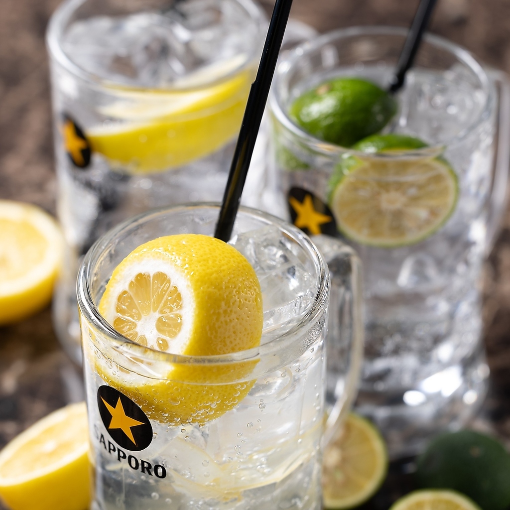 焼肉との相性抜群「牛8名物サワー」でスッキリ！