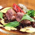 料理メニュー写真 北海道産　合鴨胸肉のロースト　巨峰とクルミソース