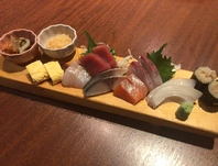 名物『ウヲトアテの板盛り』