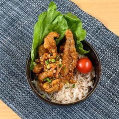 甘ダレセセリ唐揚げ丼