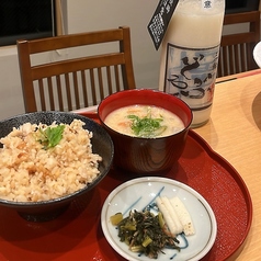 鉄板で焼く、和牛すじ入りやきめし