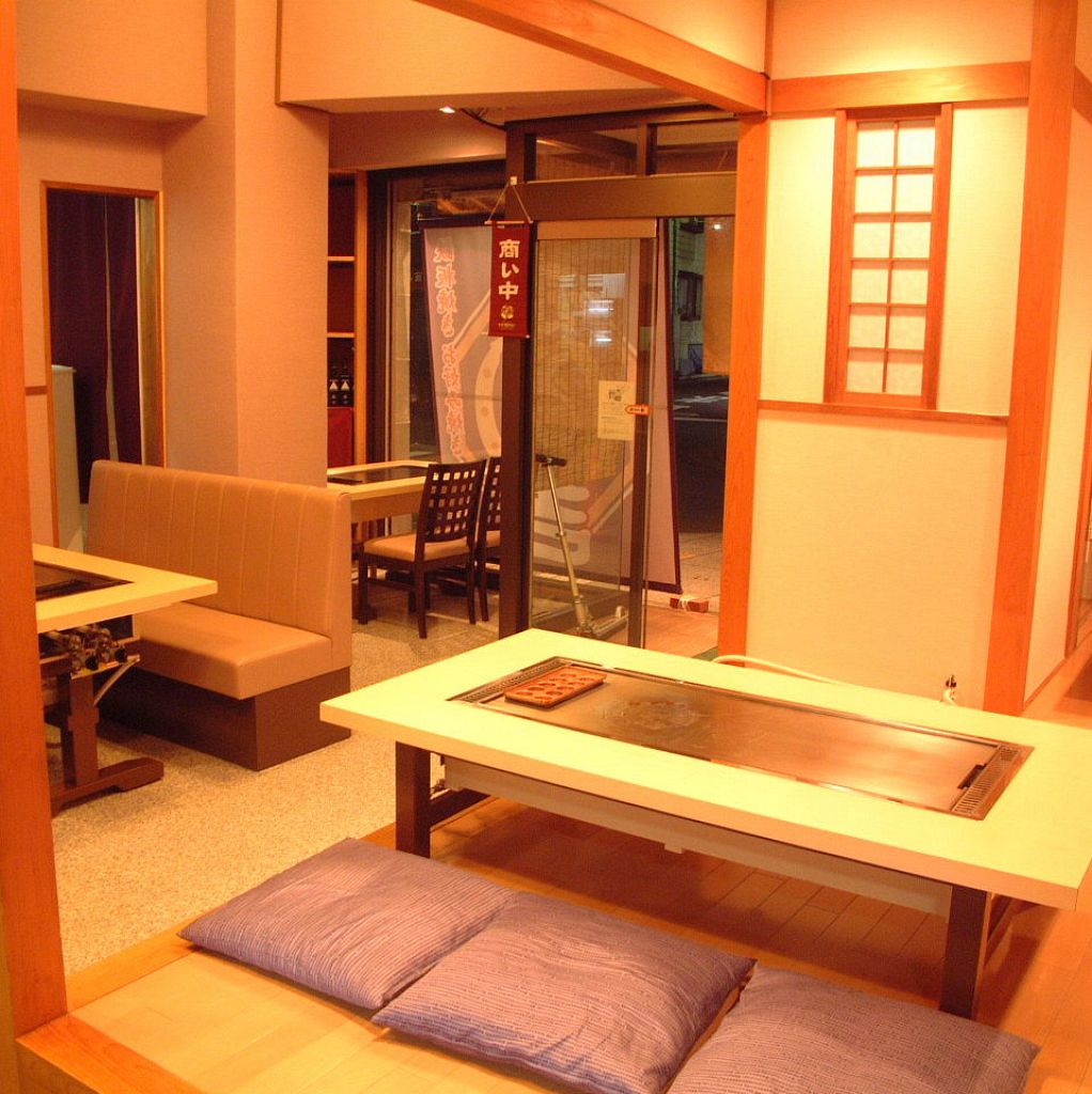 ２～６名の方にはテーブル席、それ以上ならお座敷出のご宴会がお薦め！