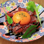 「マグロユッケ」海鮮メニューもあります！洋食×居酒屋メニューで宴会・飲み会に使いやすいお店です