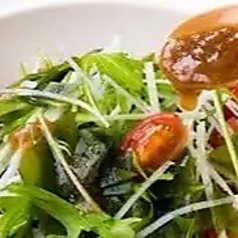 三陸産のわかめサラダ