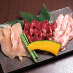 こだわって仕入れたお肉は絶品！その日のオススメはスタッフまで♪