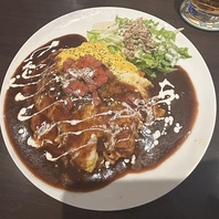 美味しいと評判の店長こだわりのフードメニュー