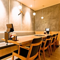 暖簾で仕切れるため、周りのお客様を気にせずにゆっくりすごせます