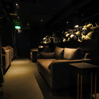 昼間も夜も、シーシャを最大限に楽しむプライベート空間