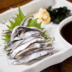 【小いわし刺】あしの速い小イワシのお刺身は瀬戸内でしか味わえない逸品。の写真