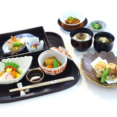 【9月～11月】 ランチタイム限定・彩り御膳