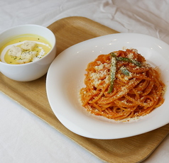 パスタとスープのセット