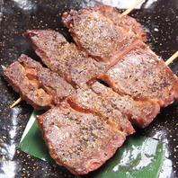 炭火で焼き上げた絶品串を多く取り揃えております！