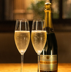 シャンパーニュ　マルボーモン・エ・コ・ブリュット