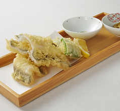 活け〆穴子の天婦羅　にがうり味噌で