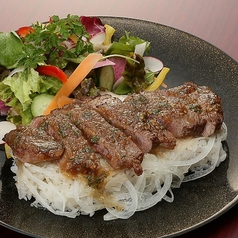 牛ロースステーキ丼