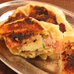 チーズ餃子（焼）　2個