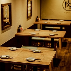 2名×1,4名×7,5名×1とオープン席多数ご用意！連結も可能なので、急な人数変更もご相談ください♪