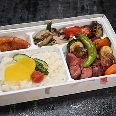 肉汁を閉じこめ、冷めても固くならないステーキ