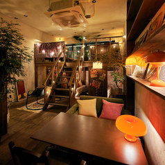 シーシャカフェ&バー DOOR ドアの雰囲気1