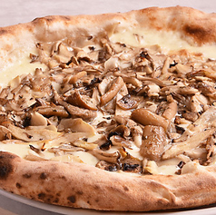 【豊富な種類が魅力】本格ナポリピザを味わうなら当店へ