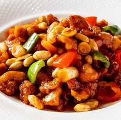 鶏肉とピーナッツの辛味炒め