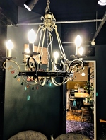 タブレットやQR読み込みオーダーなどは無し　対面接客