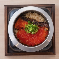 鮭とイクラの親子釜めし