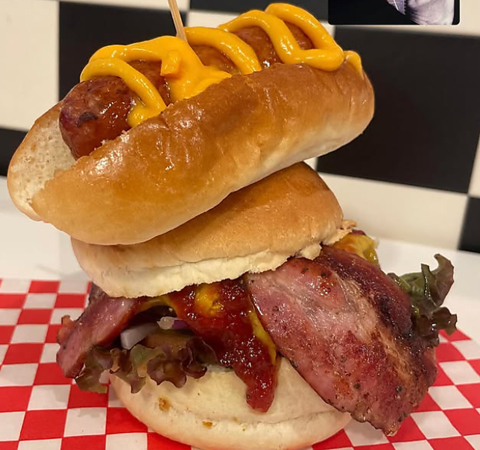 J&N AMERICAN DINER ジェイアンドエヌアメリカンダイナーの写真