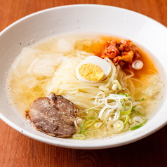【当店No.1】当店自慢!盛岡手打ち冷麺(ハーフ:950円(税込))