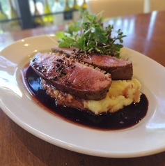 鴨フィレ肉のロースト