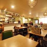 明るい店内は宴会最大50名様まで！貸切は35名様～承ります★大小宴会大歓迎です！