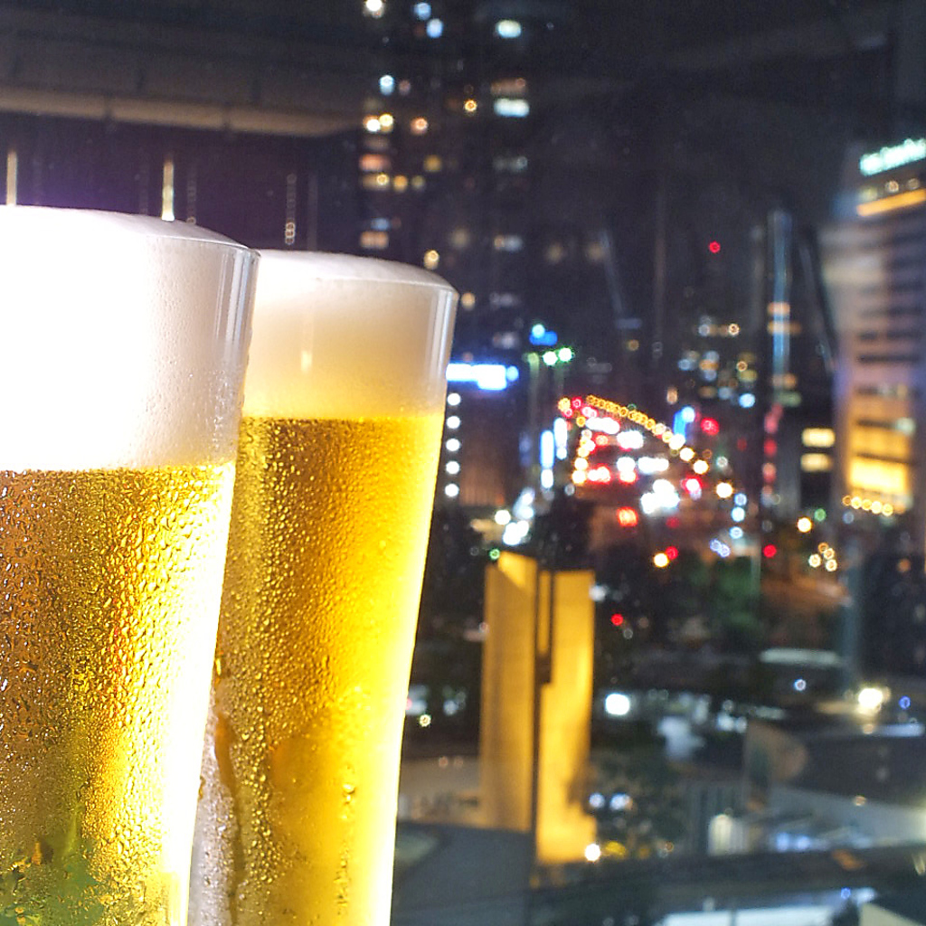 16時～20時はハッピーアワー★アルコールは全て330円に！ボトルビールは440円！
