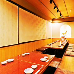 【立川駅北口より徒歩2分】足元ひろびろ堀りごたつ席。最大65名様までOK★打ち上げ、女子会、ママ会、サークルでのお集まりや会社宴会など大型宴会も大歓迎!足をゆったり伸ばしておくつろぎ頂けます♪駅近なので集合も解散もラクラク♪