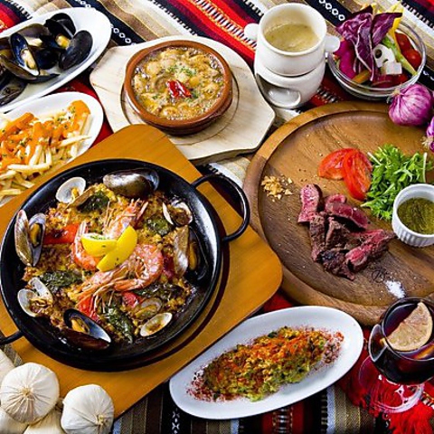 スタイリッシュな店内で本格的なスペイン料理をリーズナブルにお楽しみ頂けます！！