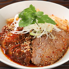 牛モツの特製麻辣ソースかけ