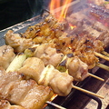 料理メニュー写真 焼き鳥6点盛り合わせ(塩・タレ)