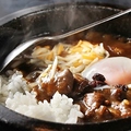 料理メニュー写真 石焼神戸牛 牛すじカレー