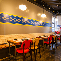 様々なシーンでご利用可能なテーブル席