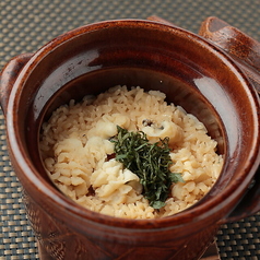 【季節の釜飯】ハモ梅しそ