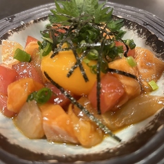 海鮮ユッケ