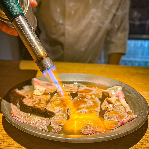 こだわりの鉄板料理と創作和食をお楽しみいただけます。