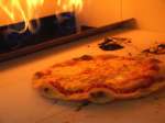 AZDININGのピッツァはしっかり窯で焼いてます♪本格的です！！