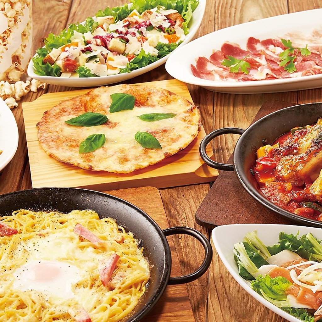 食べ放題ポップコーン、生ハムやパスタなどボリュームたっぷりのリーズナブルなコースございます★