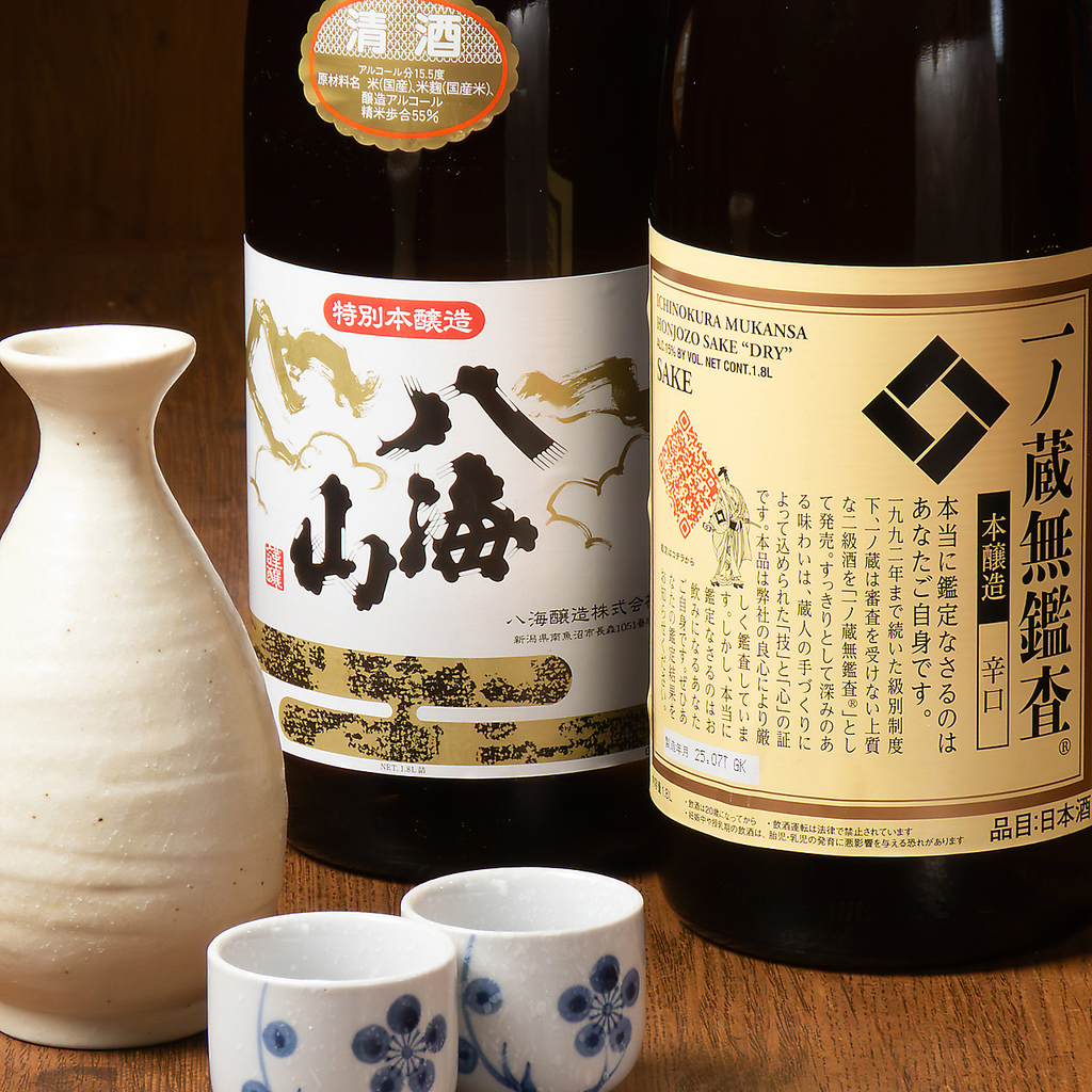 厳選した日本酒、焼酎をご用意！おでんやお刺身との相性抜群◎飲み放題でもお楽しみいただけます！