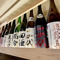 十四代、田酒、鍋島、而今等、日本酒も３０～４０種類そろえています