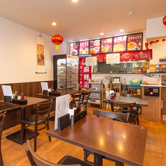 お一人様歓迎ですので、ゆったりとした時間をお過ごしください。お好きな料理を心ゆくまでお楽しみいただけます。